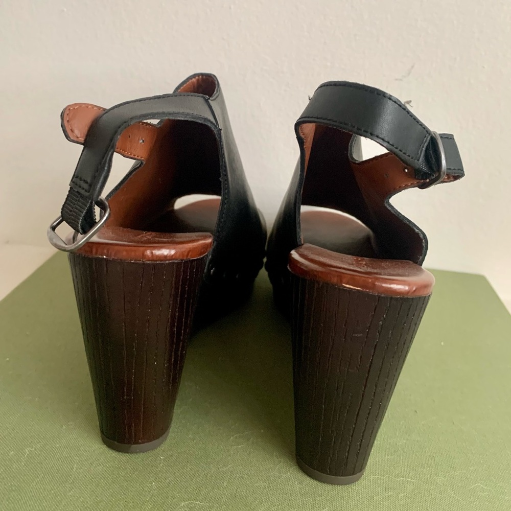 Lucky Brand Open-Toe Wedges - Picture 7 of 7